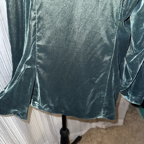 a new day Velvet Blazer in Green - Picture 4 of 4